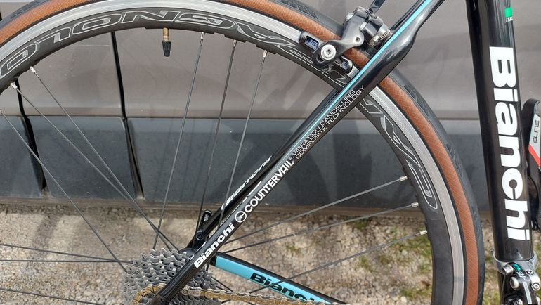 Brugt Bianchi Infinito CV Chorus 2016 2016 Road & Gravel — billede 7 af 8