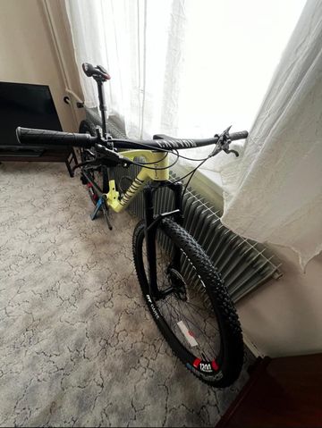 Brugt Canyon Lux World Cup CFR Team 2024 2024 Mountainbike — billede 2 af 11