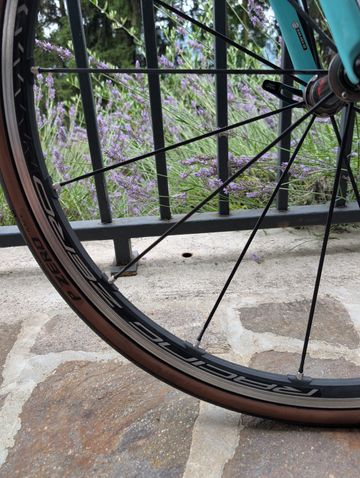 Used Bianchi Aria Ultegra 2018 2018 Road & Gravel, Blue — image 6 of 8
