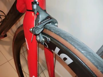 Colnago C64 Kaizen Pro Bike 2019 2019 Road & Gravel usato, Rosso — immagine 16 di 18