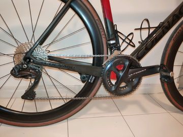 Colnago C64 Kaizen Pro Bike 2019 2019 Road & Gravel usato, Rosso — immagine 4 di 18