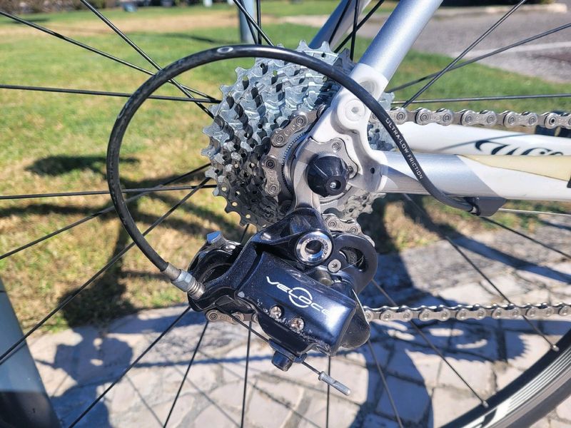 Used Wilier Izoard Xp 2011 Road & Gravel, White — image 5 of 7