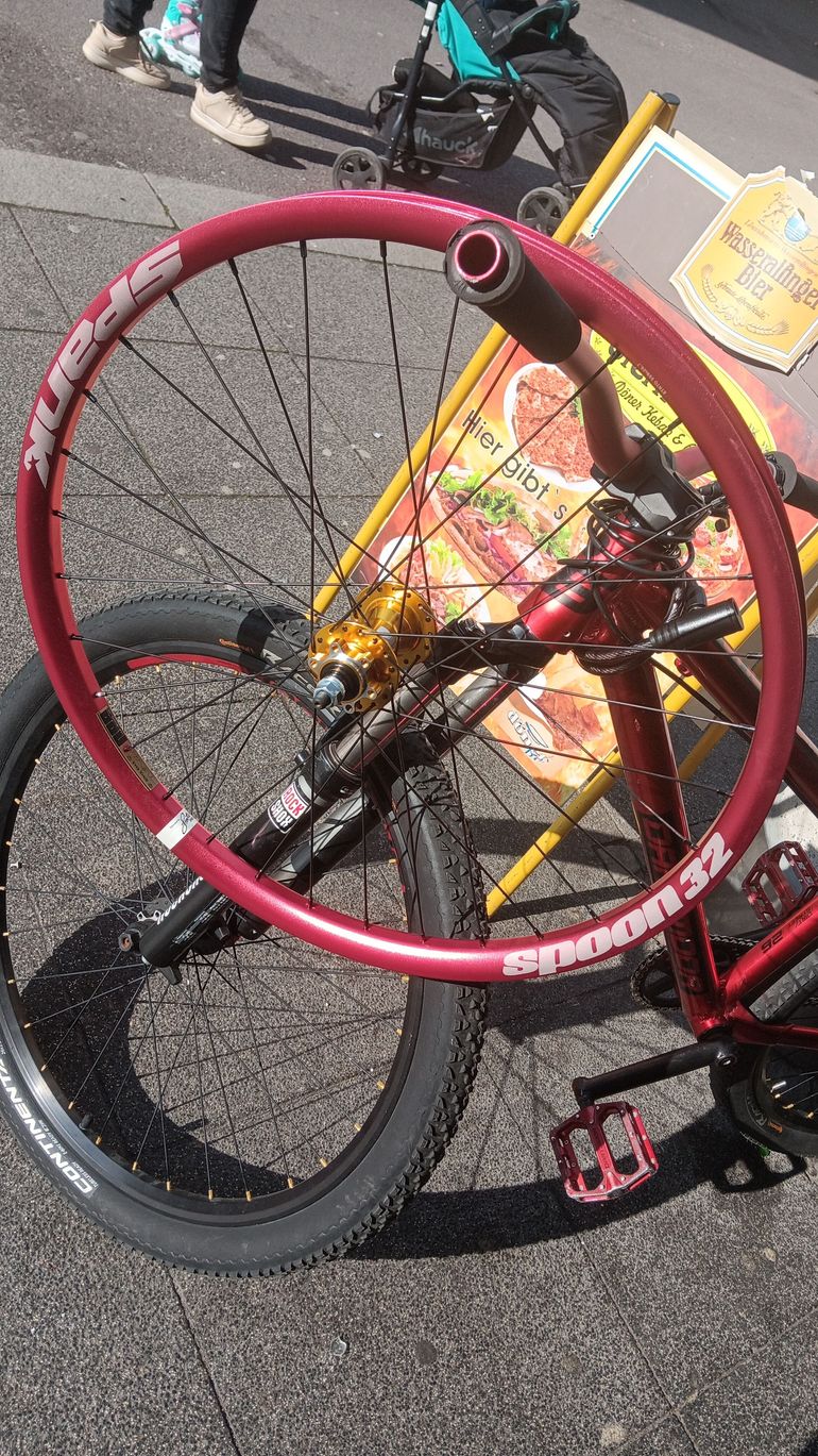Used Dartmoor Gamer 26 2016 Mountainbike, Red — image 12 of 14