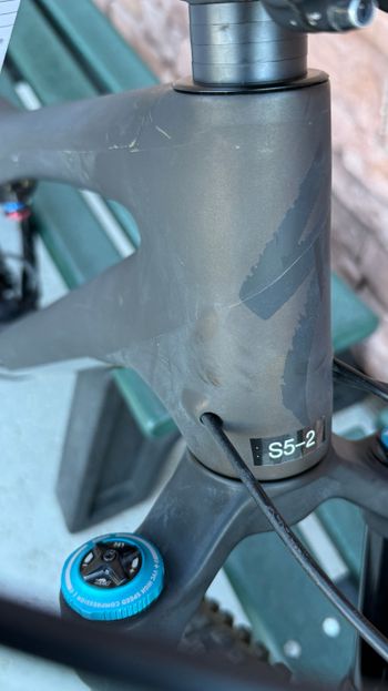 Used Specialized Stumpjumper Expert 2022 2022 Mountainbike, Black, 29 — image 4 of 19