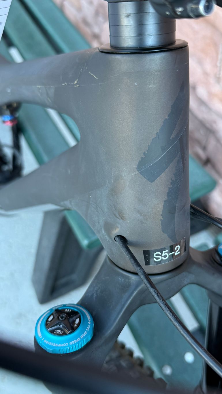 Used Specialized Stumpjumper Expert 2022 2022 Mountainbike, Black, 29 — image 4 of 19