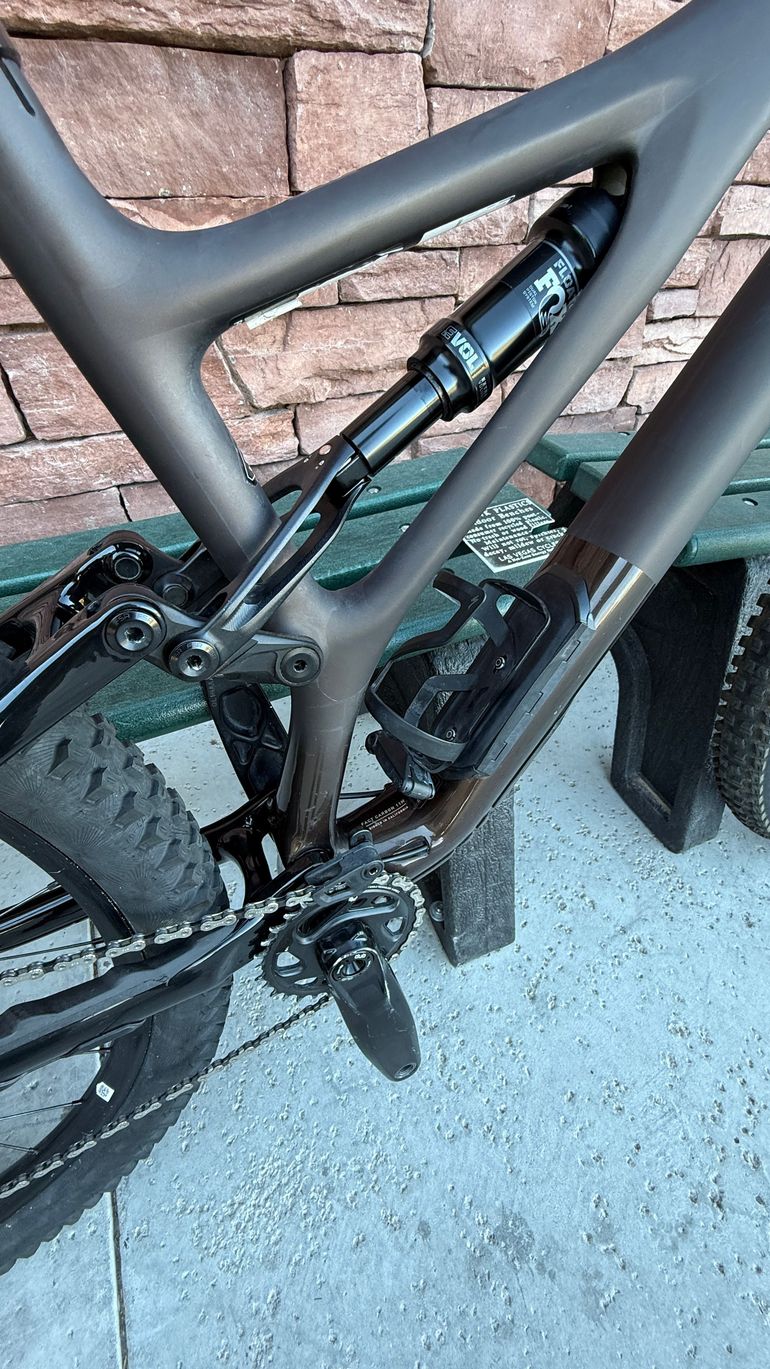 Used Specialized Stumpjumper Expert 2022 2022 Mountainbike, Black, 29 — image 7 of 19