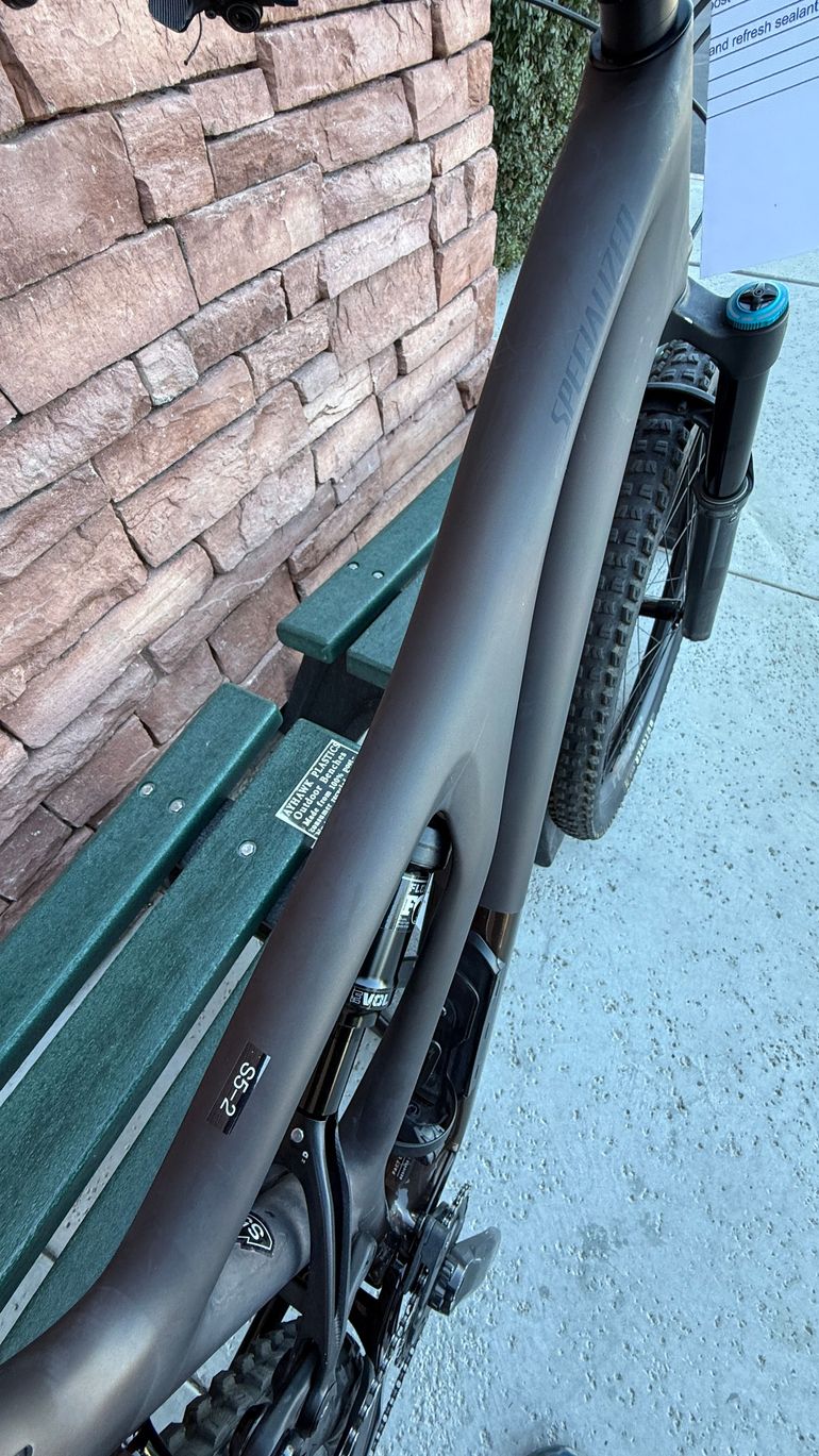 Used Specialized Stumpjumper Expert 2022 2022 Mountainbike, Black, 29 — image 10 of 19