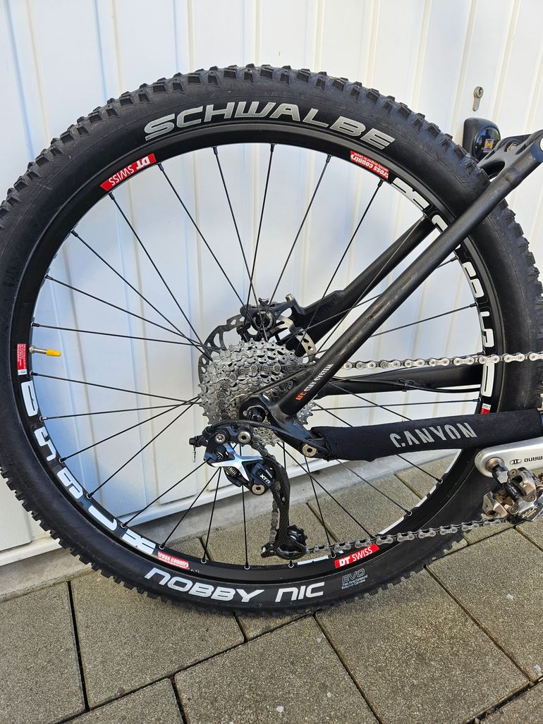 Gebrauchtes Canyon Nerve MR 8.0 2011 Mountainbike, Schwarz — Bild 6 von 18