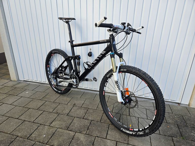 Gebrauchtes Canyon Nerve MR 8.0 2011 Mountainbike, Schwarz — Bild 3 von 18
