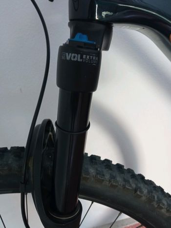 Orbea Rise Shimano Deore XT 2022 Mountainbike usato, Blu — immagine 20 di 24