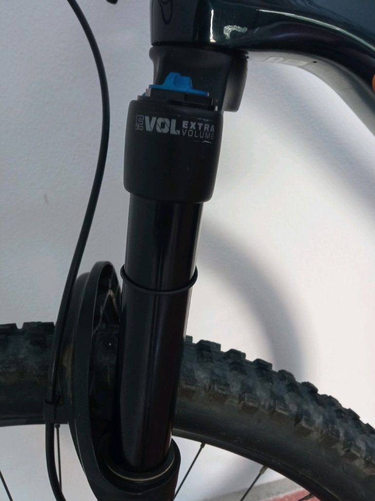 Orbea Rise Shimano Deore XT 2022 Mountainbike usato, Blu — immagine 20 di 24
