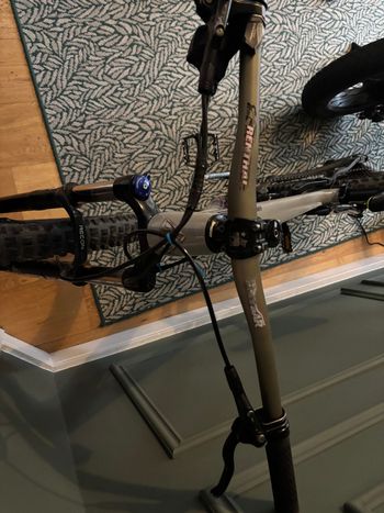 Gebrauchtes Marin Hawk Hill 1 2020 2020 Mountainbike, Hellgrau, 27, 5 (650B) — Bild 5 von 7
