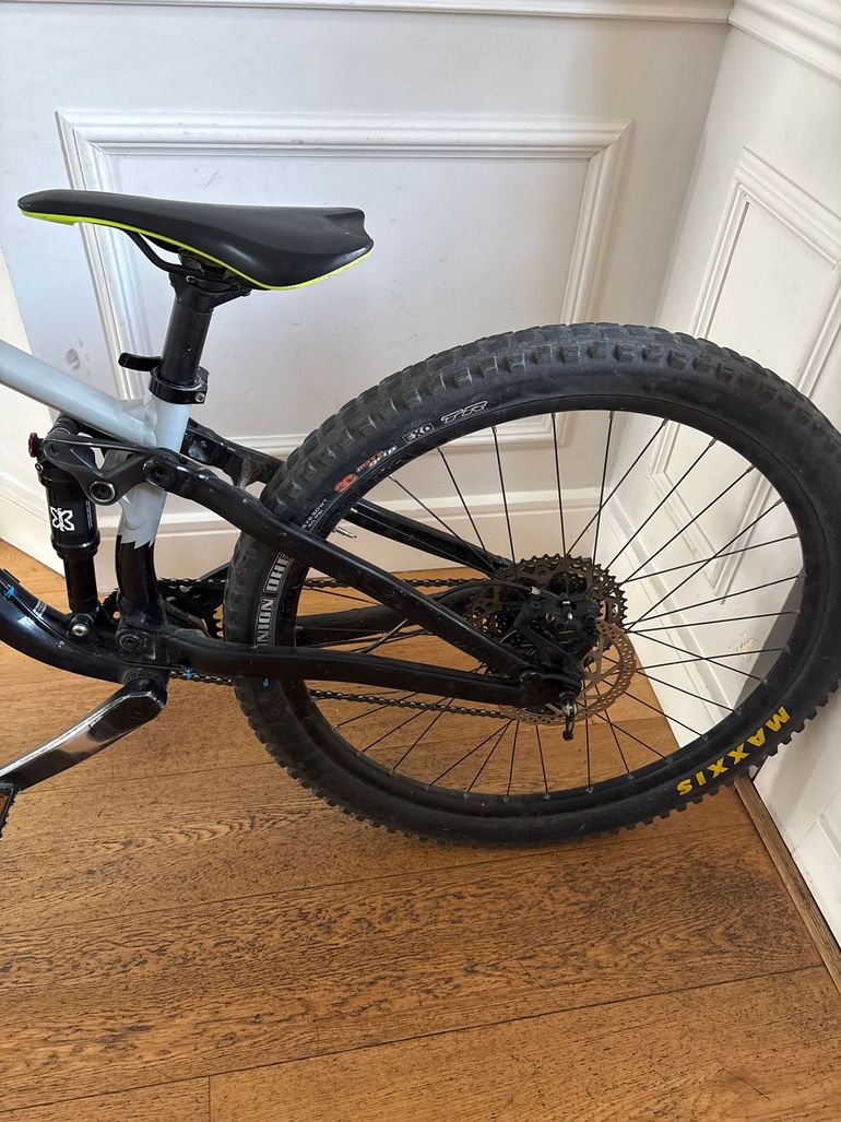 Gebrauchtes Marin Hawk Hill 1 2020 2020 Mountainbike, Hellgrau, 27, 5 (650B) — Bild 3 von 7