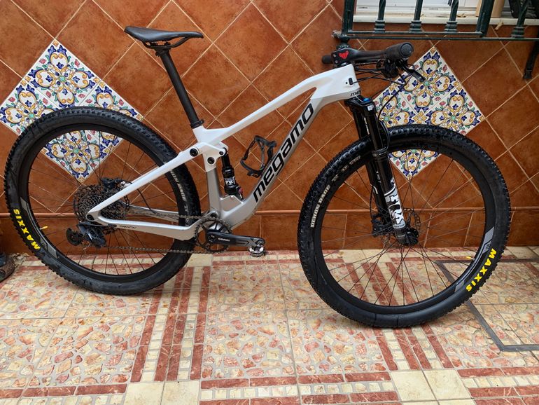 Megamo TRACK 10 2023 2023