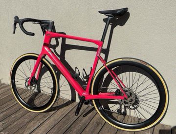 Brugt BMC Roadmachine Shimano 105 Di2 2022 Road & Gravel — billede 2 af 7