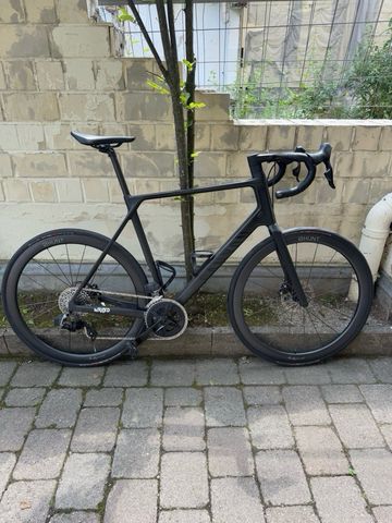 Używany Canyon Endurace SRAM Rival eTap AXS 2023 Road & Gravel — zdjęcie 1 z 10