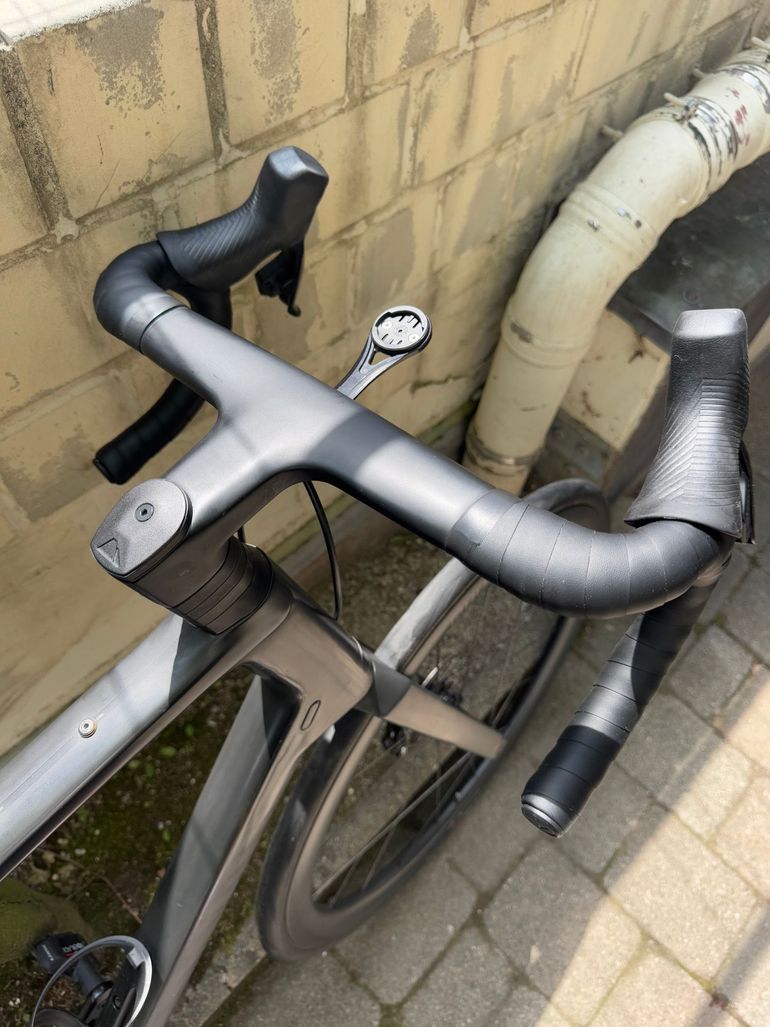 Canyon Endurace SRAM Rival eTap AXS 2023 Road & Gravel usato, Nero — immagine 5 di 10