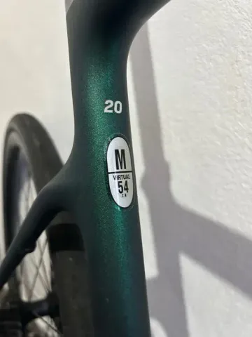 Used Scott Addict 20 2022 2022 Road & Gravel, Green — image 4 of 10