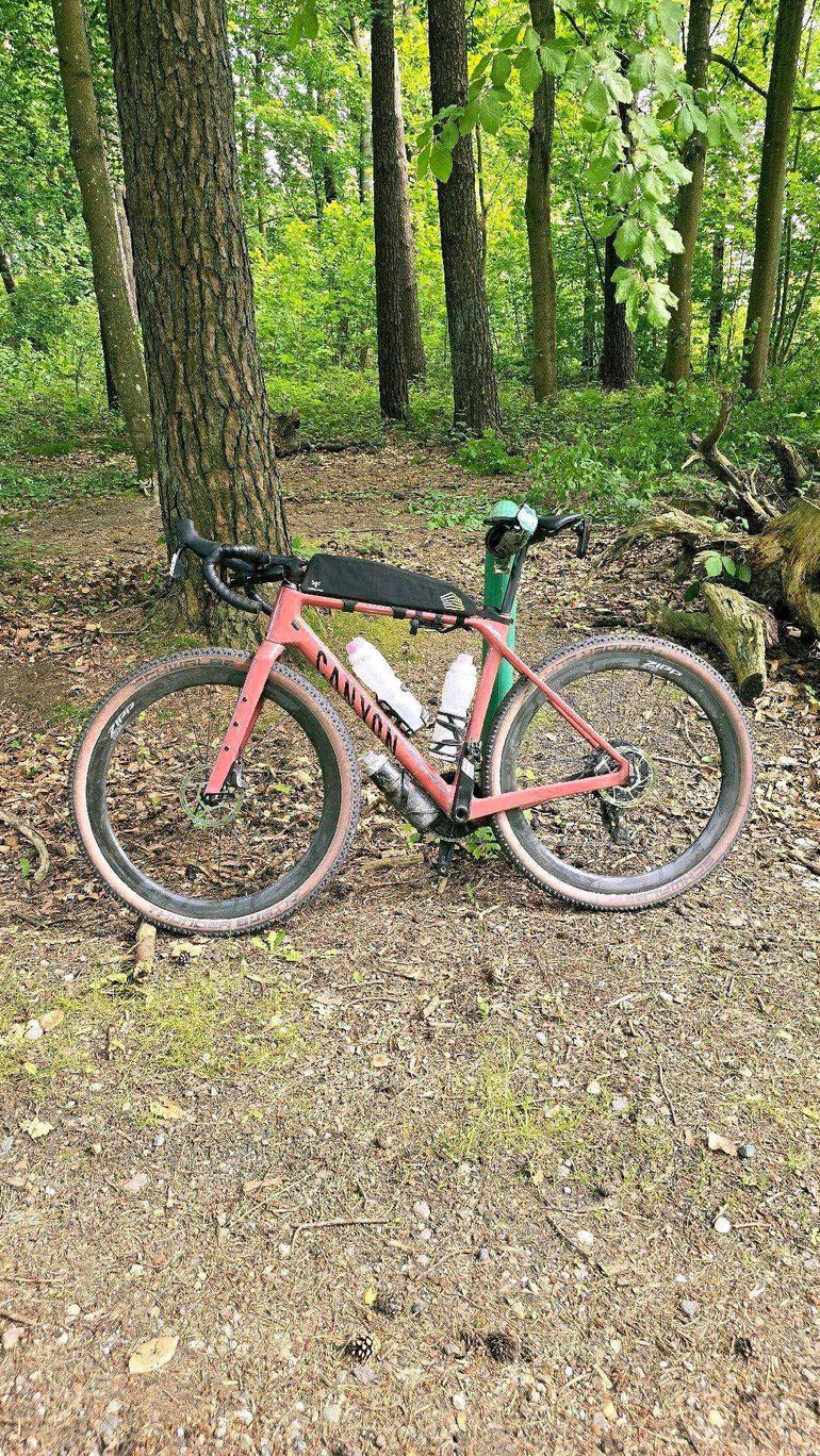 Used Canyon Grizl CF SL 6 AXS 2024 2024 Road & Gravel, Red — image 1 of 6