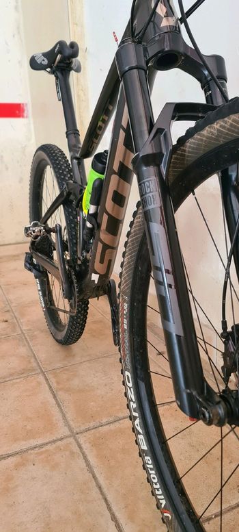 Używany Scott Spark RC Team Issue 2021 Mountainbike — zdjęcie 2 z 7