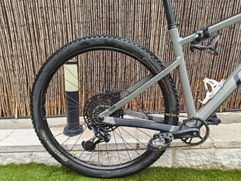 Ghost Nirvana tour SRAM GX 2020 Mountainbike usato, Grigio chiaro — immagine 25 di 29