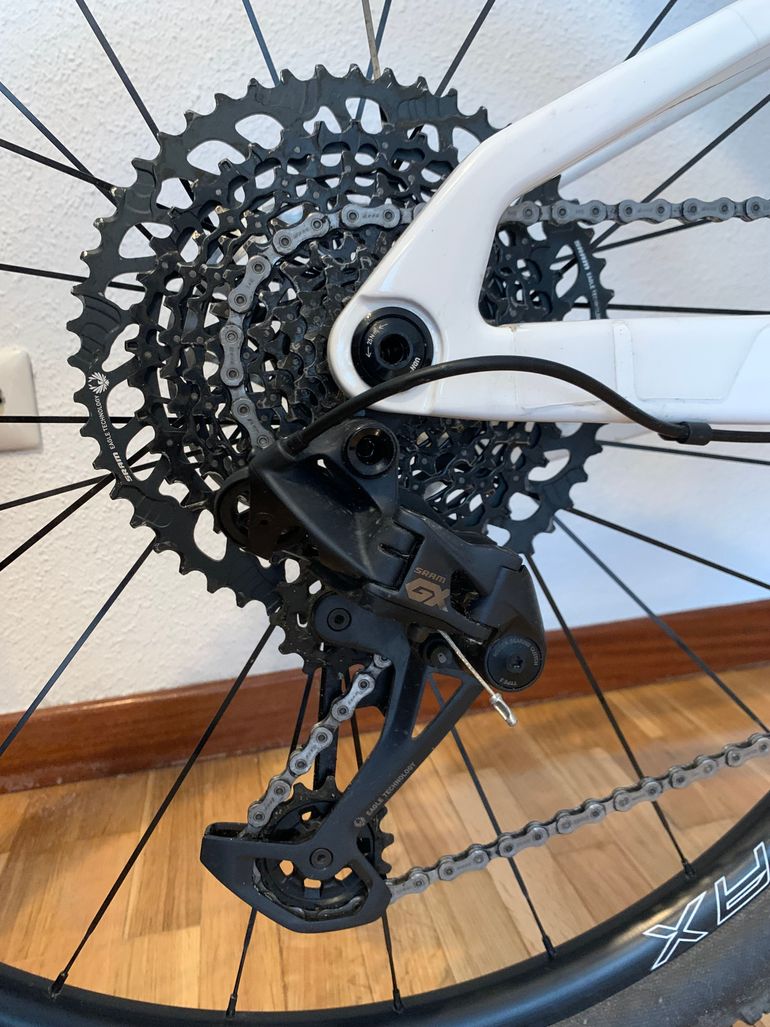 Gebrauchtes ROCKRIDER RACE 900S 2024 Mountainbike, Weiß — Bild 2 von 9