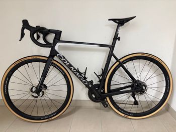 Used Colnago V3Rs Disc 2022 Road & Gravel, Black — image 2 of 5
