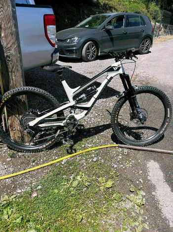 Used YT Industries Capra SRAM GX Eagle Mountainbike, White — image 3 of 4