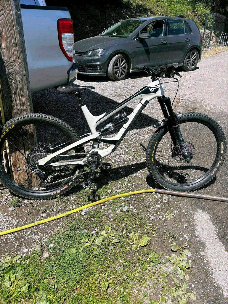 Used YT Industries Capra SRAM GX Eagle Mountainbike, White — image 3 of 4