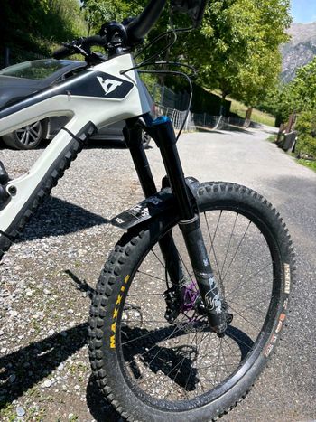Used YT Industries Capra SRAM GX Eagle Mountainbike, White — image 4 of 4