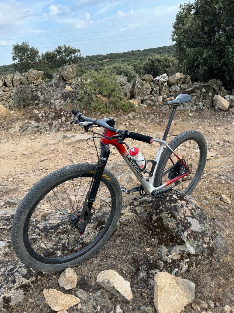 Cannondale F-si SRAM GX Eagle AXS (T-Type) 2024 Mountainbike usato, Rosso — immagine 3 di 12