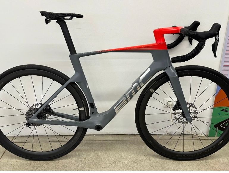 BMC Teammachine R 01 THREE 2024 Frameset 2024 Road & Gravel usato, Nero — immagine 3 di 7