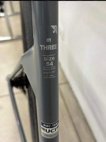 Tweedehands BMC Teammachine R 01 THREE 2024 Frameset 2024 Road & Gravel — afbeelding 2 van 7