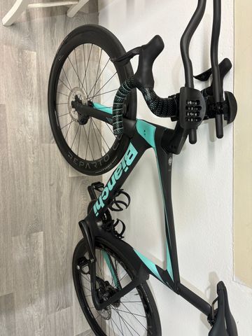 Bianchi Oltre PRO Ultegra Di2 2023 2023 Road & Gravel usato, Nero — immagine 2 di 4