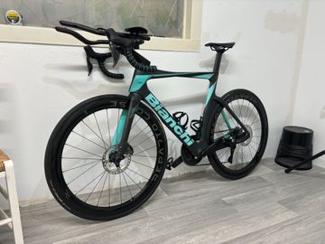 Bianchi Oltre PRO Ultegra Di2 2023 2023 Road & Gravel usato, Nero — immagine 1 di 4