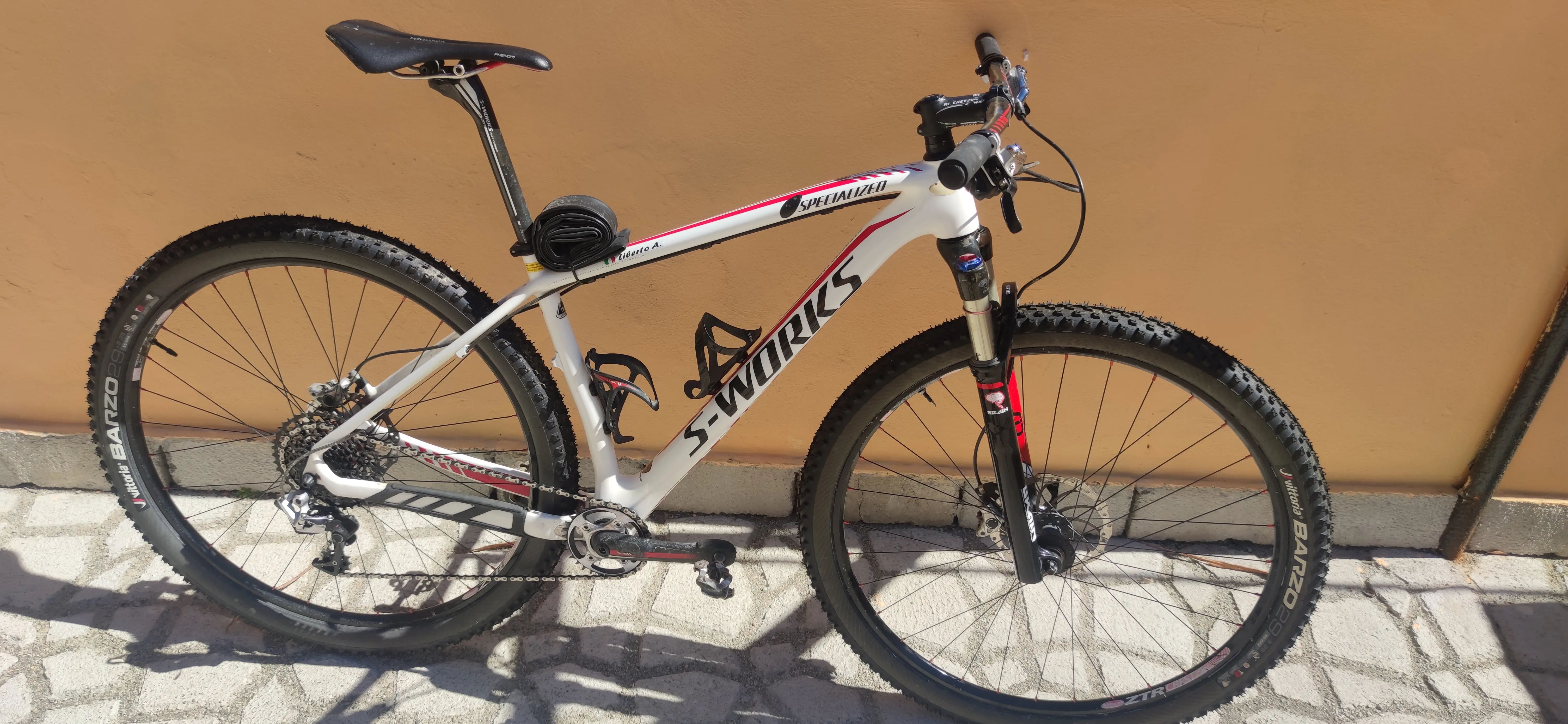 Specialized S Works Stumpjumper Carbon used in M buycycle