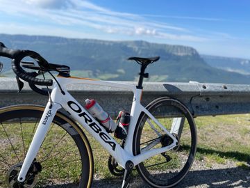 Orbea Orca Aero Fundacion Euskadi 2019 Road & Gravel usato, Bianco — immagine 4 di 6