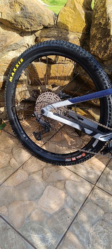 Tweedehands Orbea RISE H30 2023 2023 Mountainbike — afbeelding 8 van 10