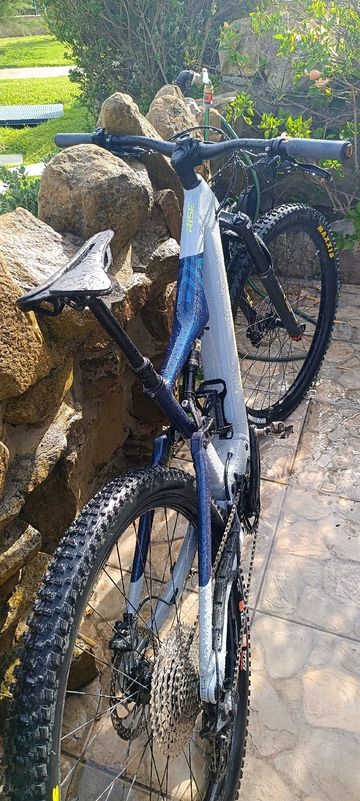 Tweedehands Orbea RISE H30 2023 2023 Mountainbike — afbeelding 5 van 10