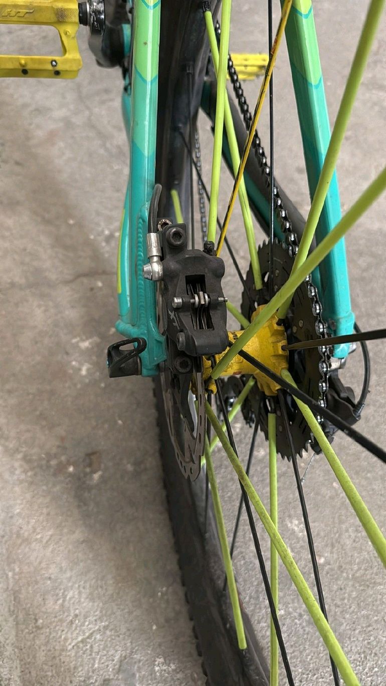 Giant Reign Advanced 27.5 1 2016 2016 Mountainbike usato, Verde — immagine 3 di 11
