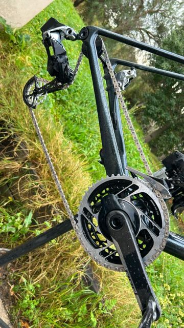 Giant Tcr SRAM Red eTap AXS 2022 Road & Gravel usato, Nero — immagine 4 di 5