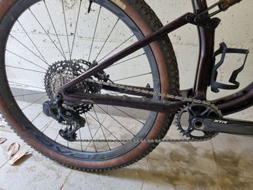 Used Specialized Epic EVO Pro 2022 2022 Mountainbike, Red, 29 — image 4 of 5