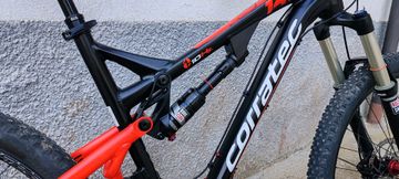 Corratec Inside Link 10 Hz 140 2022 Mountainbike usato, Rosso — immagine 3 di 13