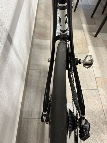 Cannondale Synapse Shimano Ultegra Di2 2016 Road & Gravel usato, Nero — immagine 3 di 4