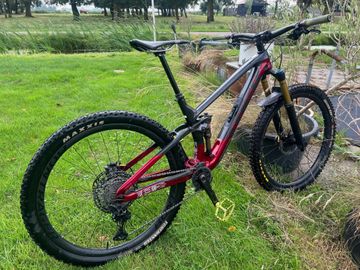 Trek Fuel EX 9.9 XTR 2021 2021 Mountainbike usato, Rosso — immagine 3 di 22