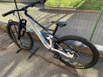 Used CUBE STEREO 150 C:62, RACE 29 2022 2022 Mountainbike, White, 29 — image 2 of 6