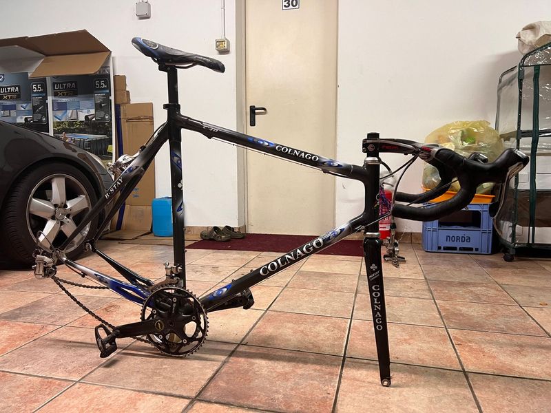 Gebrauchtes Colnago C40 B-Stay 1994 Road & Gravel, Schwarz — Bild 1 von 7