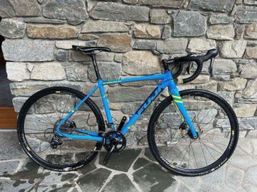 Used Fuji CROSS 2019 Road & Gravel, Blue — image 1 of 7