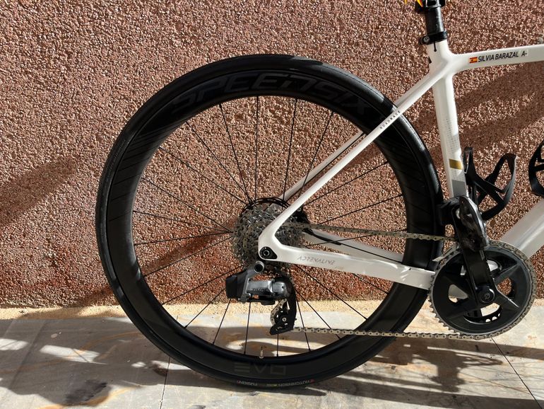 Used MMR ADRENALINE 10 2023 Road & Gravel, White — image 2 of 3