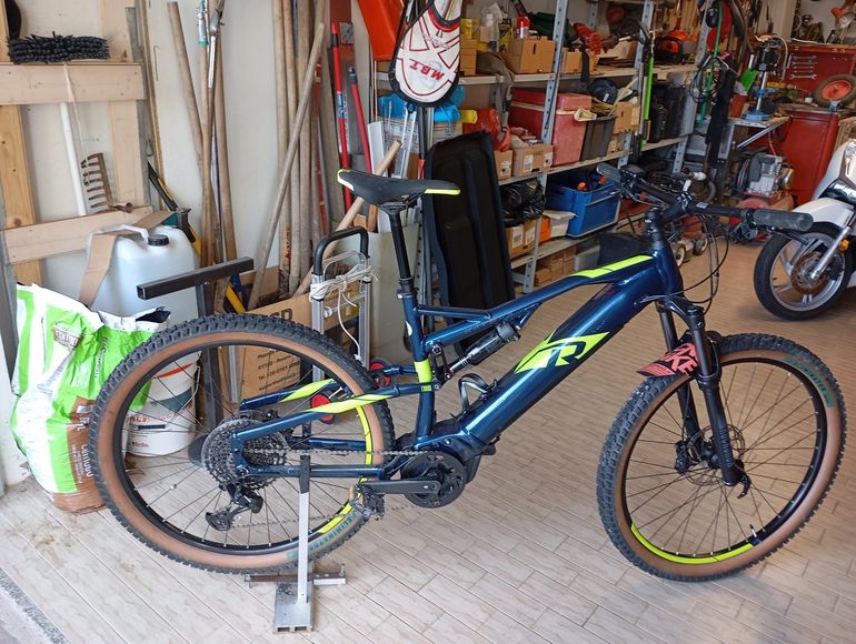 Used Raymon Modello 130e 6.0 29 2023 Mountainbike, Blue — image 2 of 3
